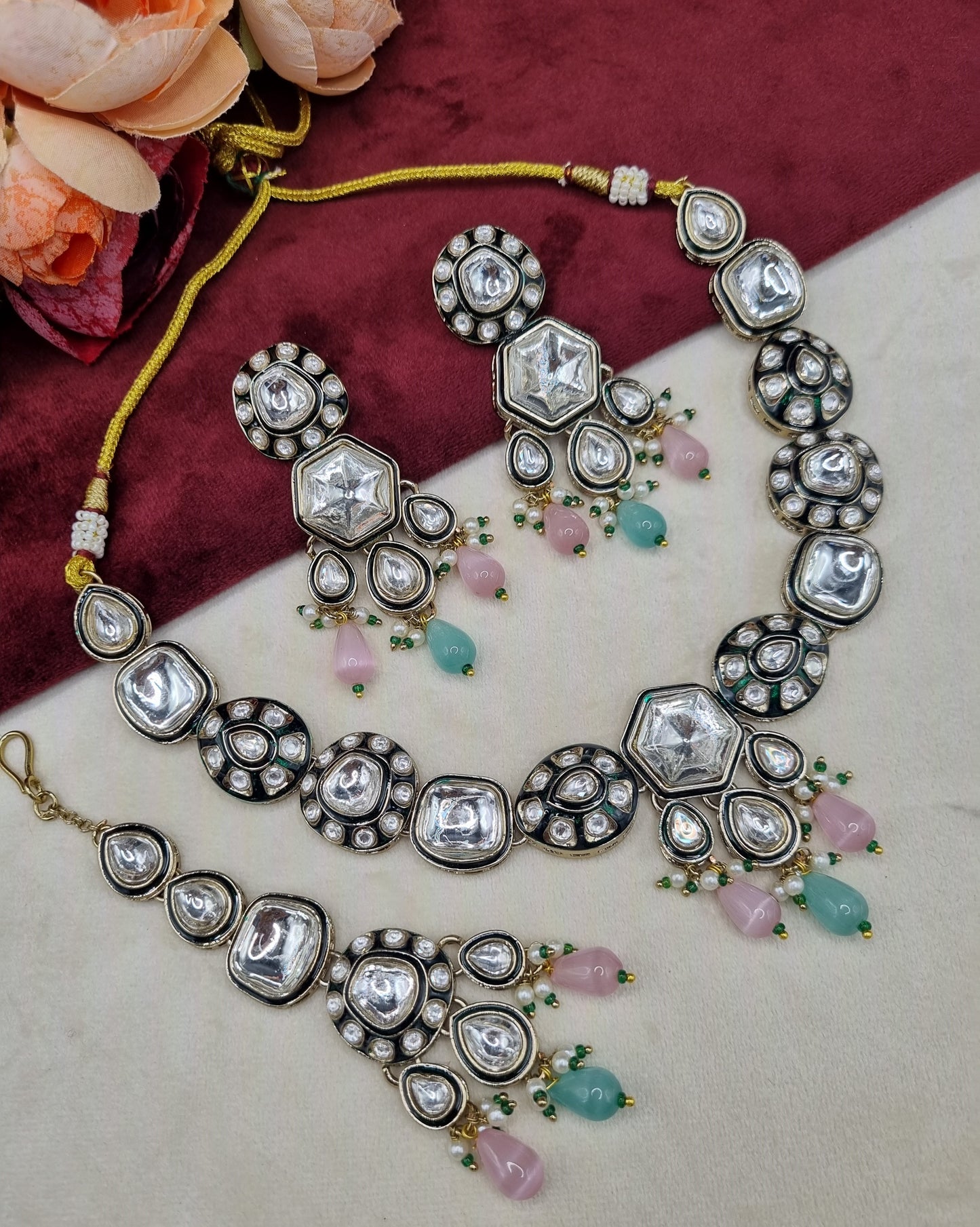 Elegant Kundan Choker & Statement Earrings Set