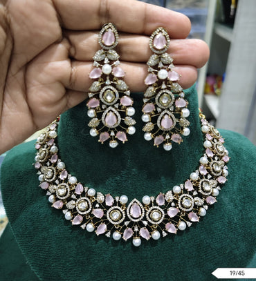 Antique Gold Plated Kundan Jewellery Set