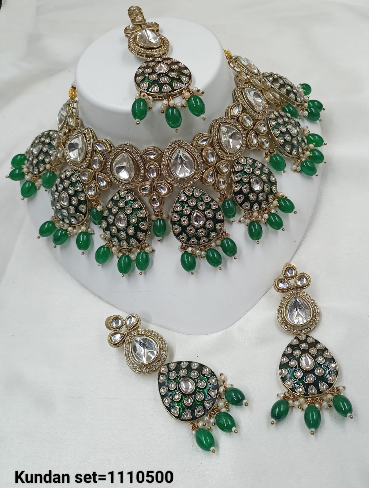 Minakaari Antique Gold Plated Kundan Set