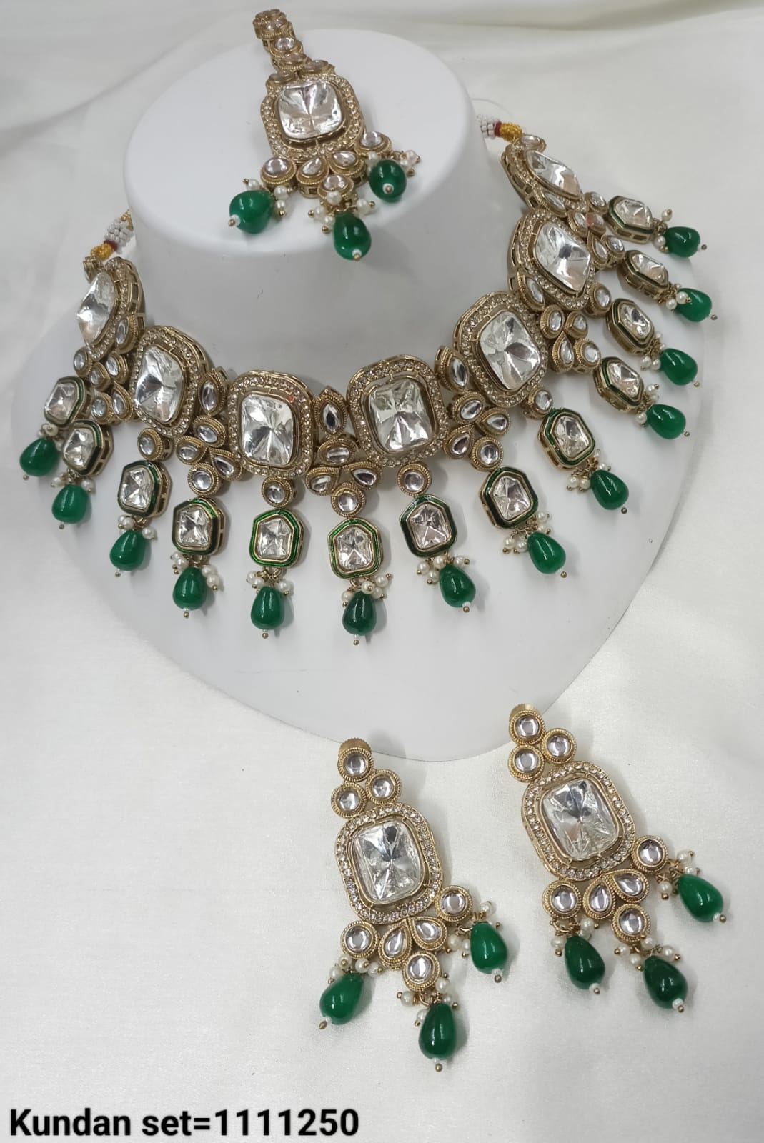 Antique Gold Plated Kundan Necklace Set