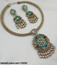 Antique Gold Plated Kundan Necklace Set