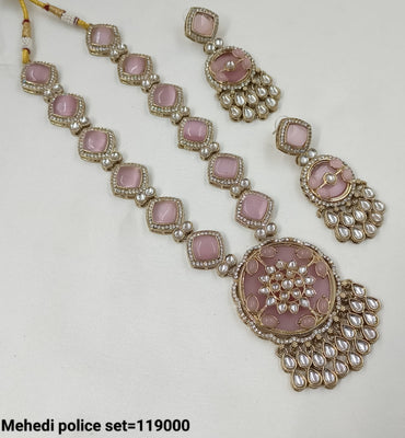Antique Gold Plated Kundan Necklace Set