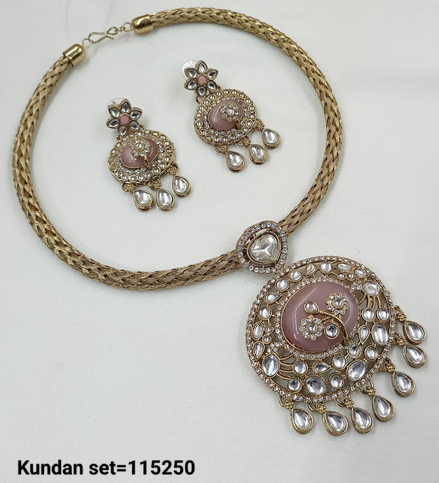 Antique Gold Plated Kundan Necklace Set