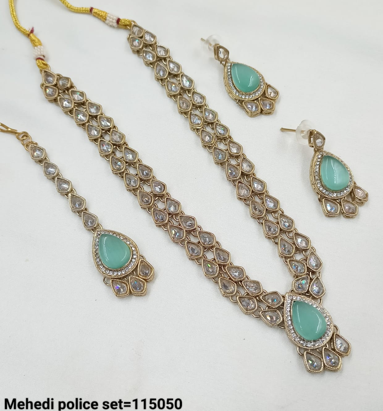 Antique Gold Polki Necklace and Earring Set – Traditional Bridal Jewelry