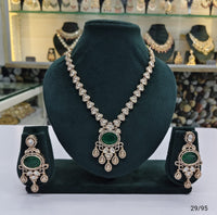 Elegant Kundan Stone Necklace Set with Pendant and Matching Earrings – Traditional Ethnic Jewelry