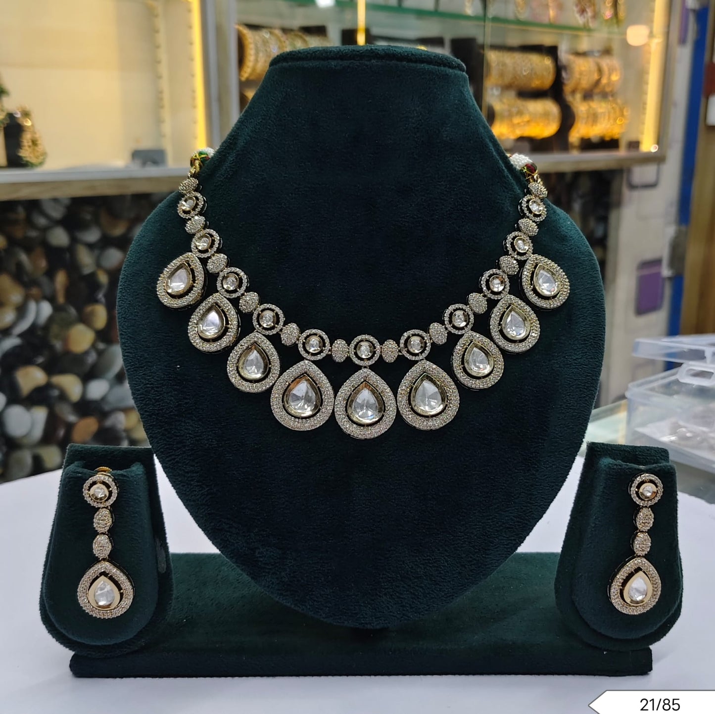 Teardrop Polki Kundan Necklace & Earring Set