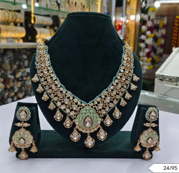 Grand Bridal Kundan Necklace & Earring Set