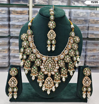 Royal Kundan Bridal Necklace Set with Maang Tikka