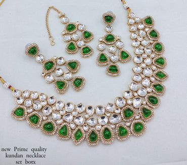 Bridal Kundan Choker Necklace Set with Earrings - Lucentemarket