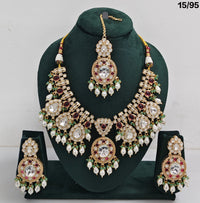 Luxury Kundan Bridal Jewellery Set with Pearls, Earrings & Maang Tikka