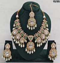 Luxury Kundan Bridal Jewellery Set with Pearls, Earrings & Maang Tikka