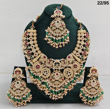 Royal Bridal Kundan Necklace Set with Earrings & Maang Tikka – Heavy Traditional Design