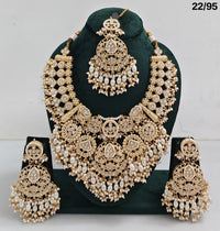 Royal Bridal Kundan Necklace Set with Earrings & Maang Tikka – Heavy Traditional Design