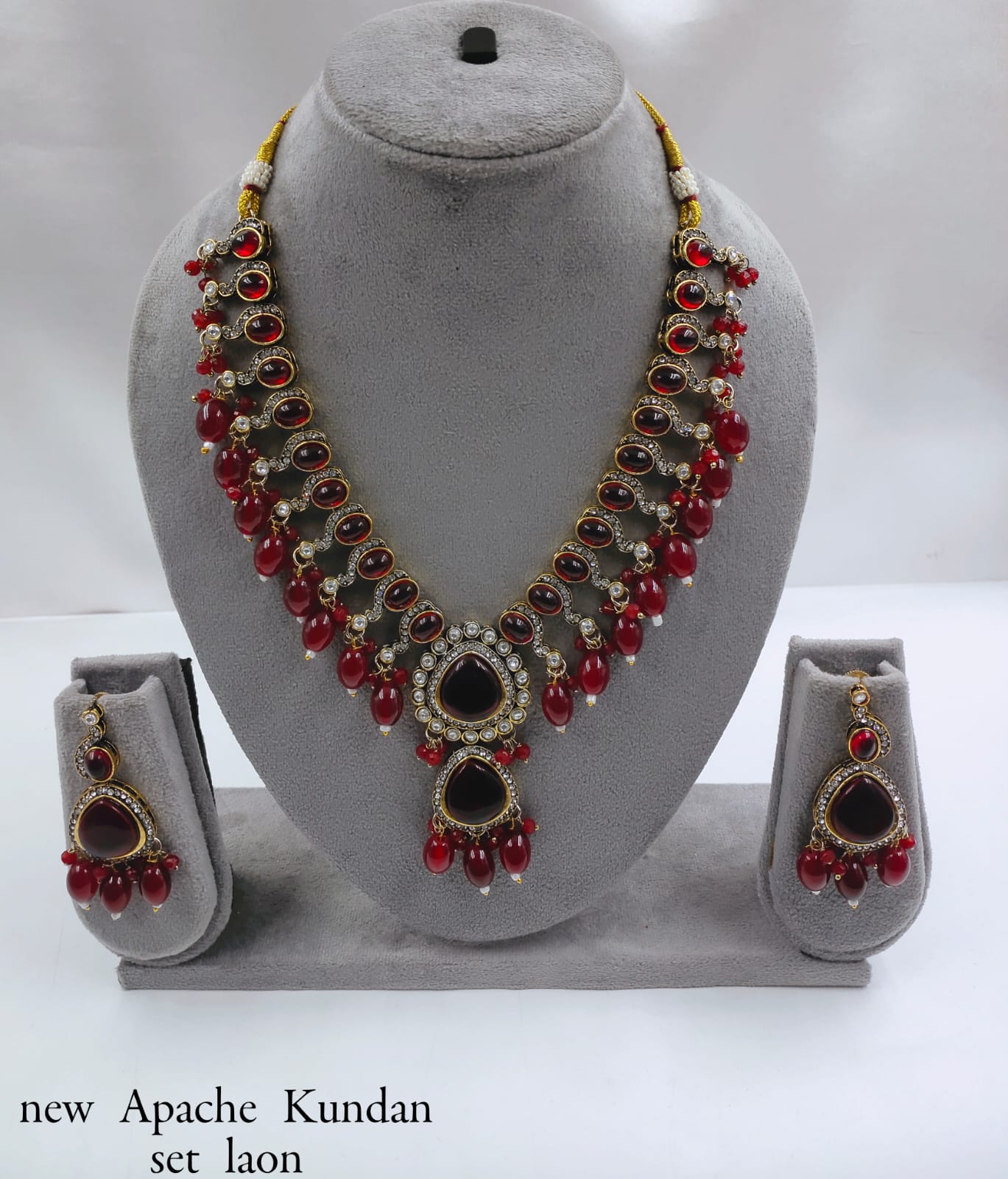 Mehandi Plated Traditional Kundan Jewellery Set With Earrings Set For Women