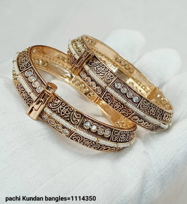 Antique Gold-Plated Pachi Kundan Bangles – Traditional Indian Bridal Jewelry