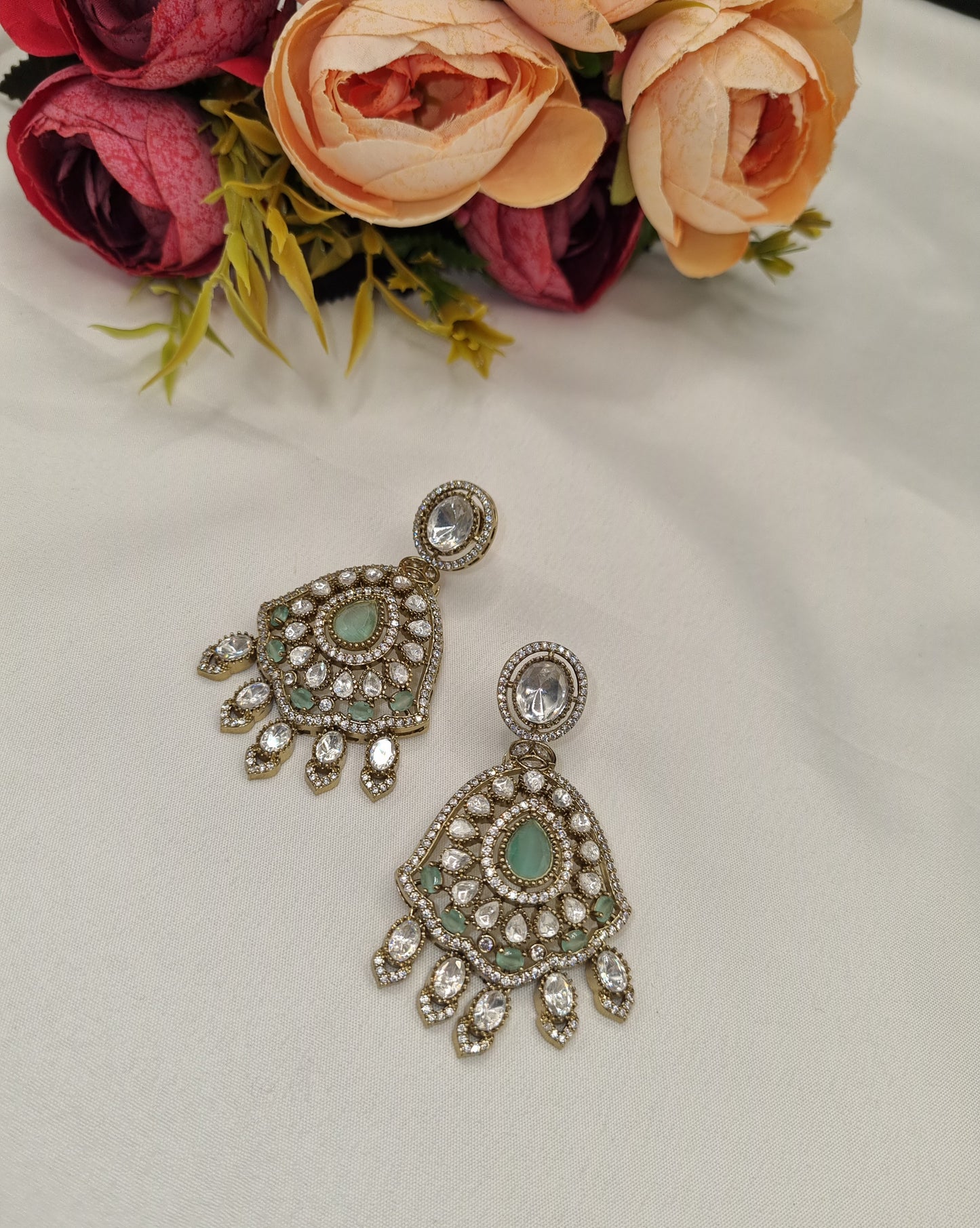 Shield Cluster Kundan Earrings