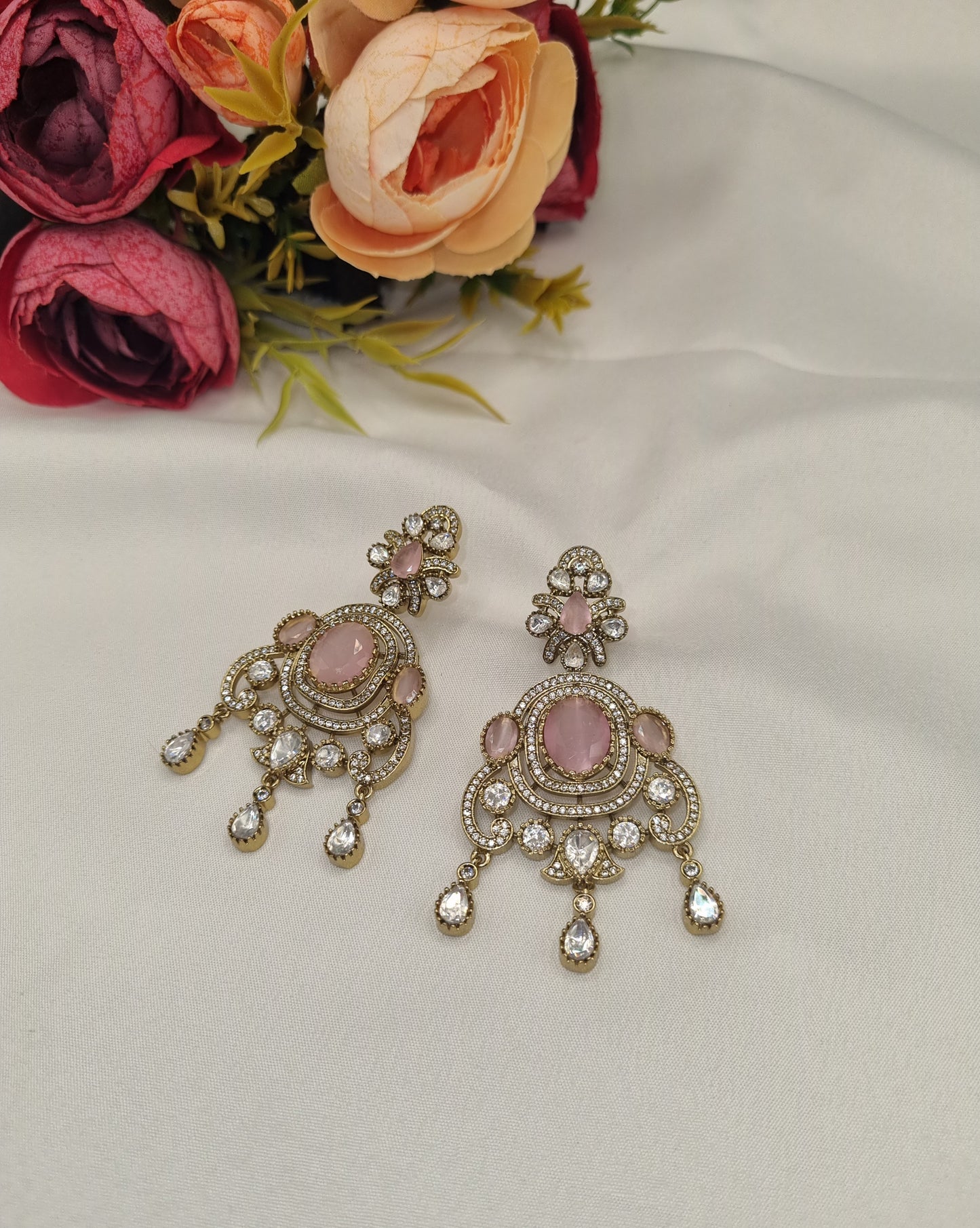 Royal Tiara Kundan Drops