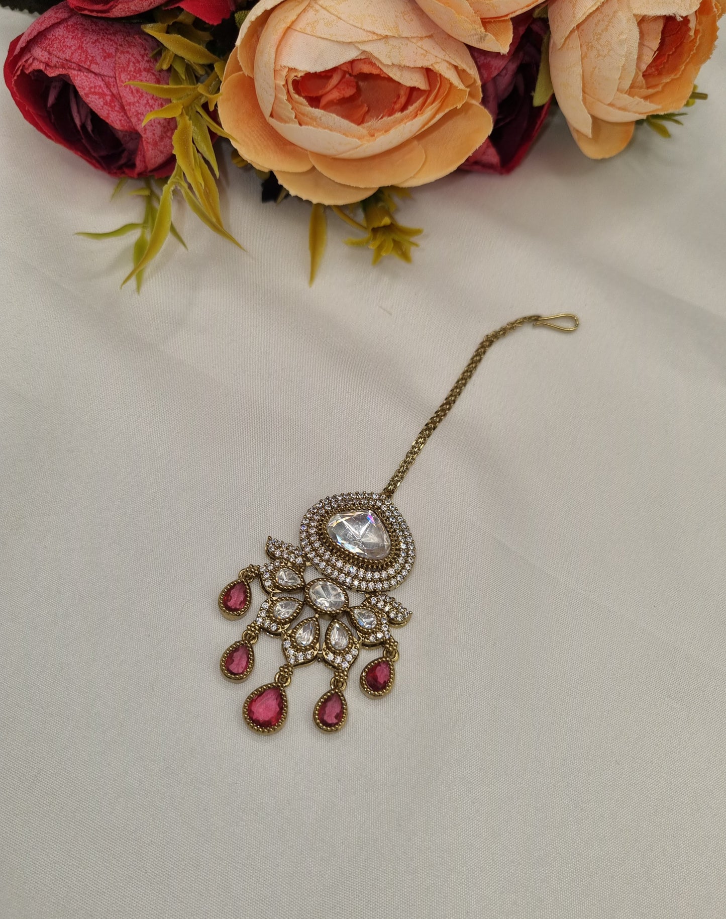 TRADITIONAL HERITAGE KUNDAN MAANG TIKKA
