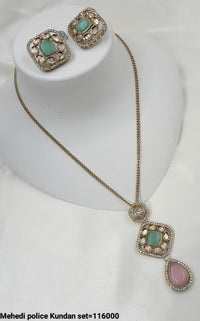 Antique Gold Plated Pachi Kundan Pendent Set