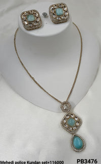 Antique Gold Plated Pachi Kundan Pendent Set