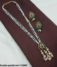 Classic Kundan Pandal Necklace and Earring Set