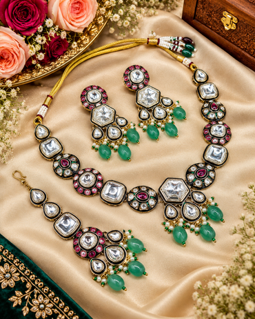 Elegant Kundan Choker & Statement Earrings Set
