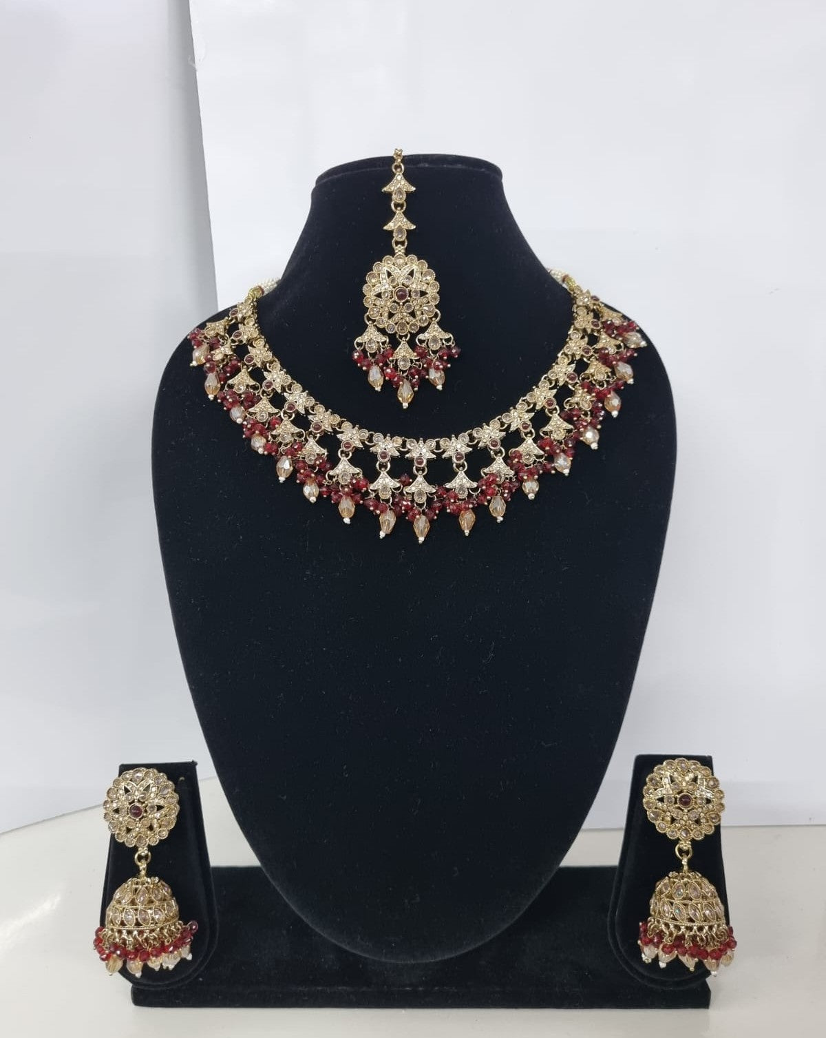 Traditional Floral Choker Necklace set With Earrings & Maang Tikka