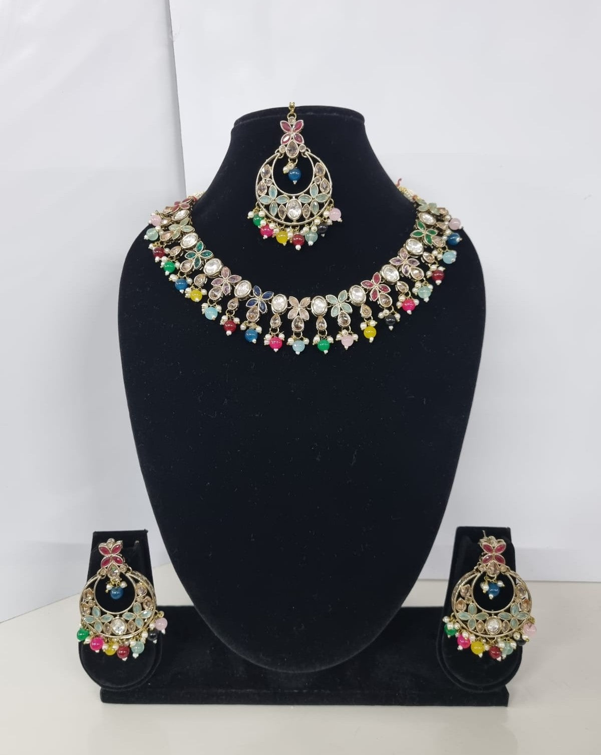 Handcrafted Floral  Antique Gold Plated Necklace Set For woman