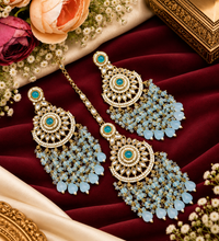 INTRICATE BEADED CHANDELIER EARRINGS & MAANGTIKKA SET