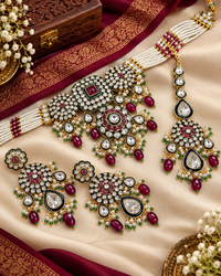 Royal Kundan & Pearl Choker Necklace Set with Maang Tikka & Earrings