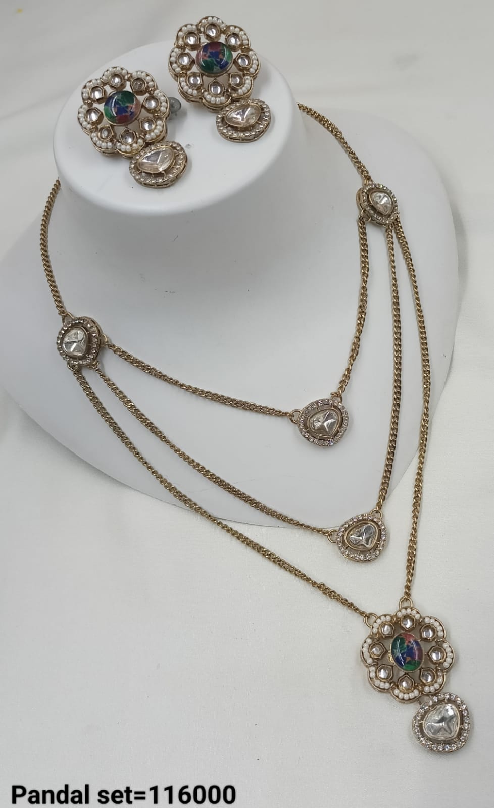 Antique Gold Plated Kundan Pendant Set