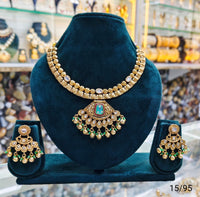 Elegant Traditional Necklace Set with Intricate Detailing and Matching Earrings