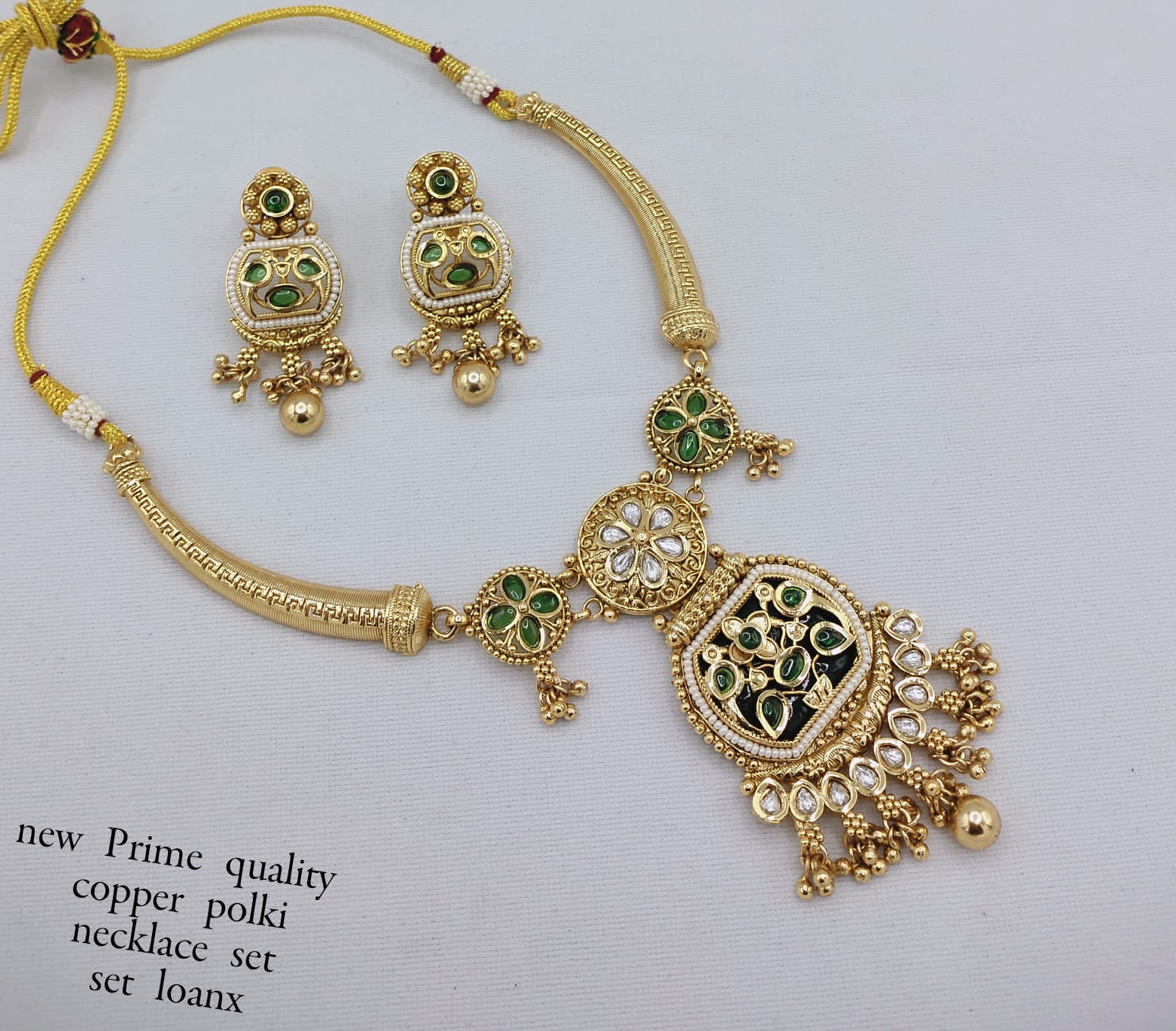 Traditional Copper Necklace Set with Intricate Floral Motif