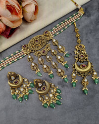 Antique Gold Kundan Choker Set with Earrings & Maang Tikka