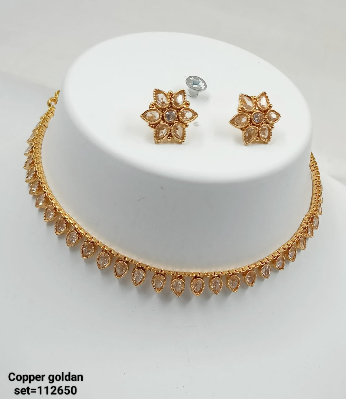 Elegant Tennis-Style Choker Necklace with Floral Stud Earrings