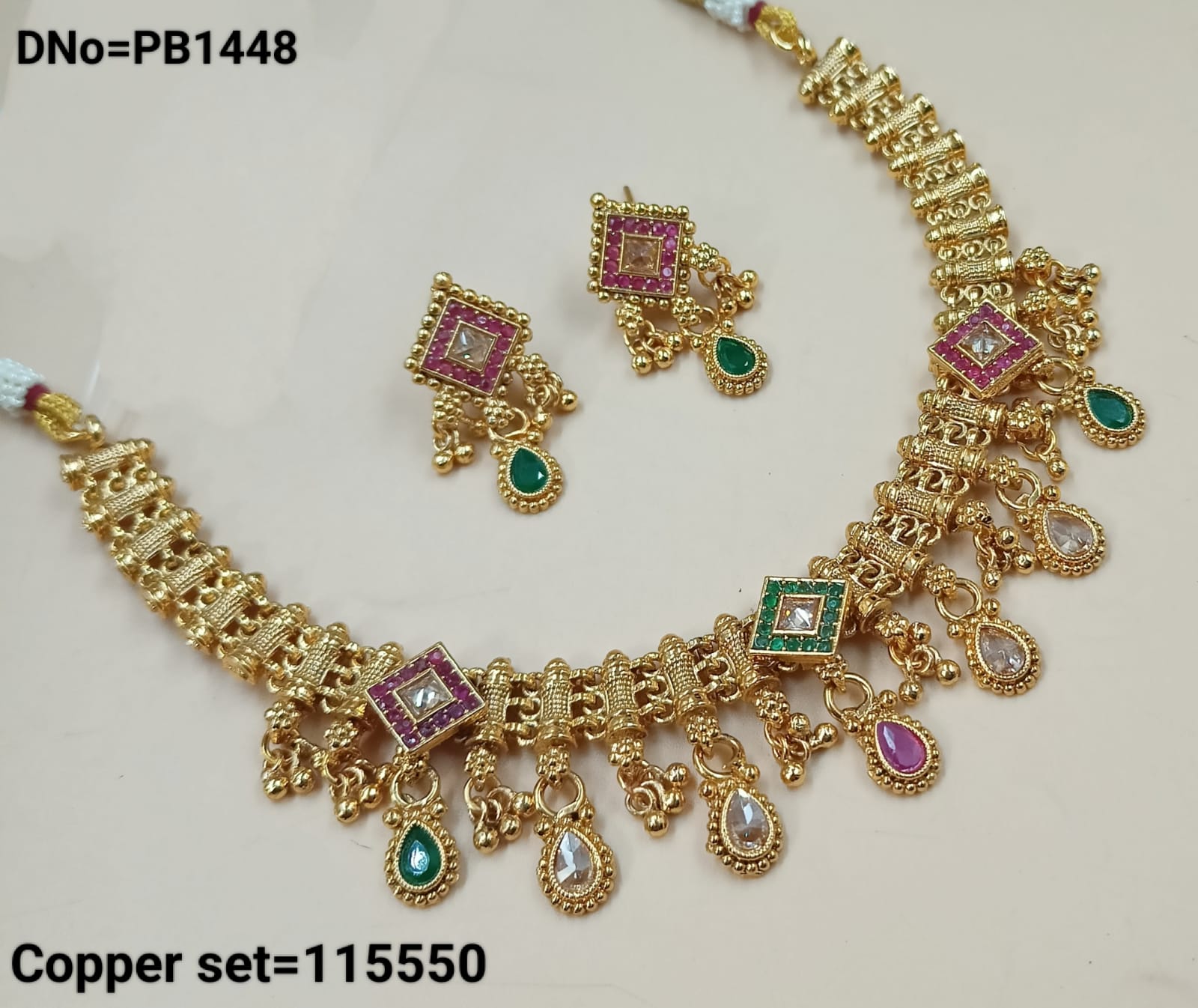 Latest Gold Polish Copper Choker Traditional Necklace Jewellery Set With Earring For Woman