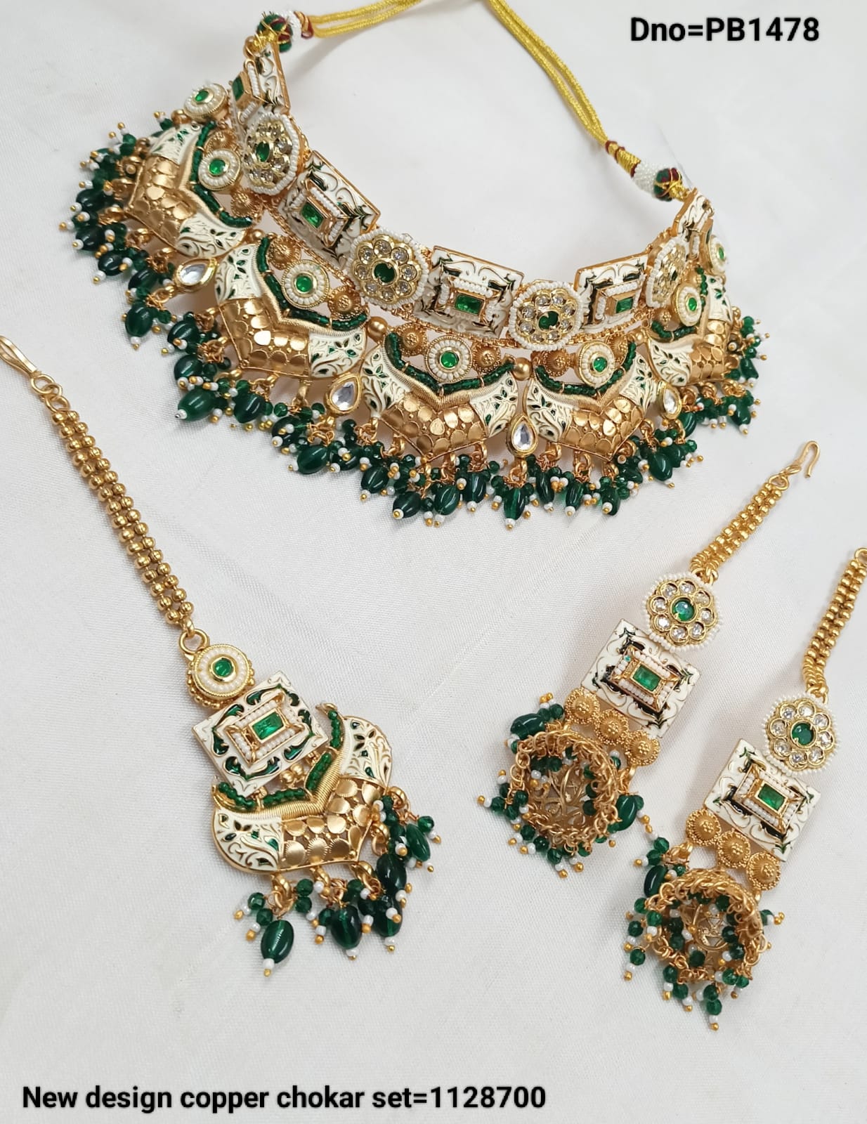 Traditional Gold Polish Copper Choker Wedding  Necklace Jewellery Set With Earring & Mangtika For Woman