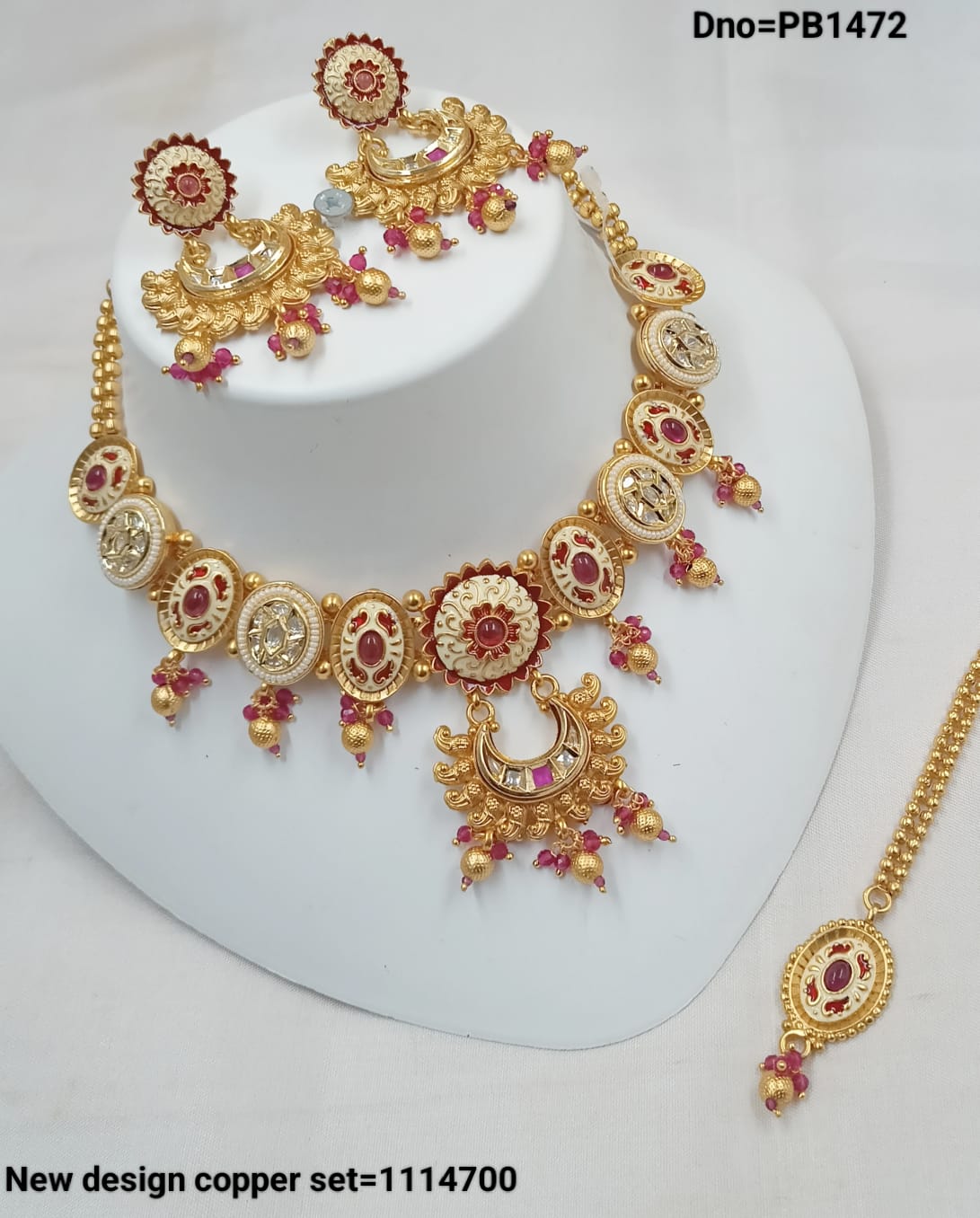 Latest Gold Polish Copper Choker Meena work  Kudan Stud Necklace Jewellery Set With Earring & Mangtika For Woman