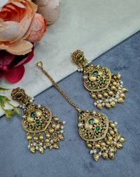 Antique Gold Earrings & Maangtikka Set
