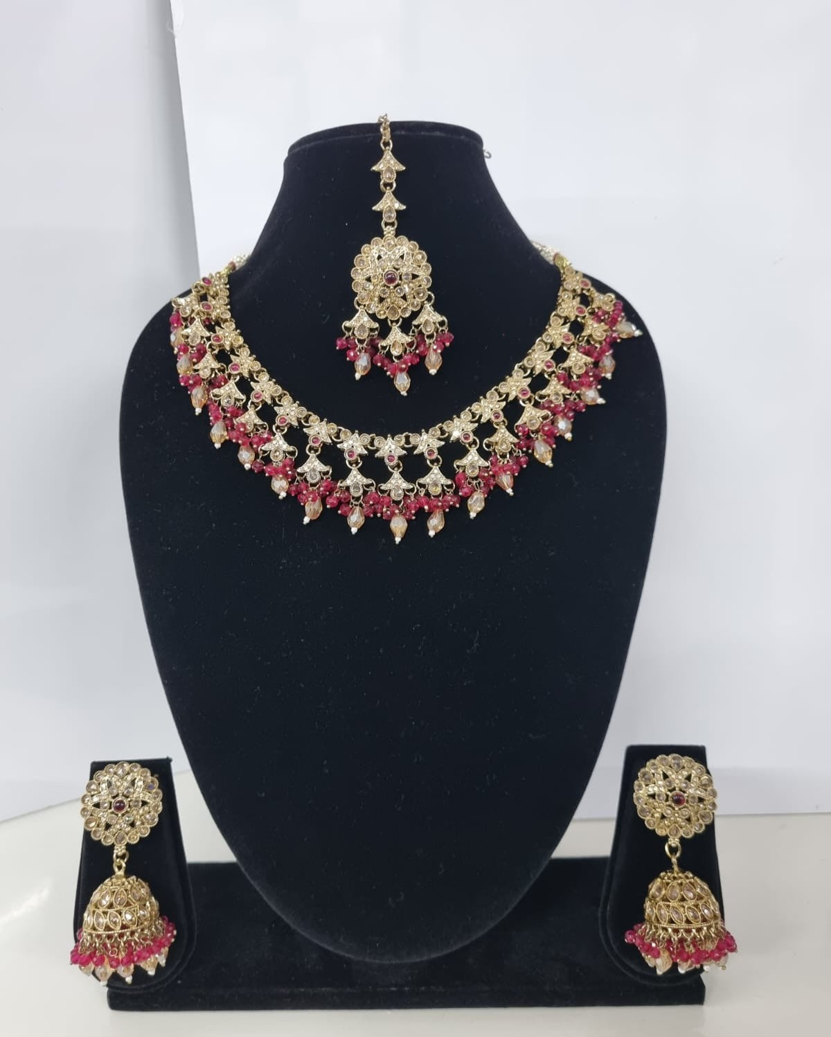 Traditional Floral Choker Necklace set With Earrings & Maang Tikka