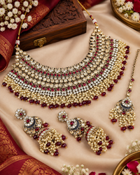 Bridal Rhinestone & Pearl Choker Necklace Set with Earrings & Maang Tikka