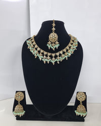 Traditional Floral Choker Necklace set With Earrings & Maang Tikka