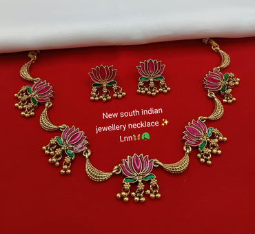 Lotus Design South Indian Necklace Set with Earrings