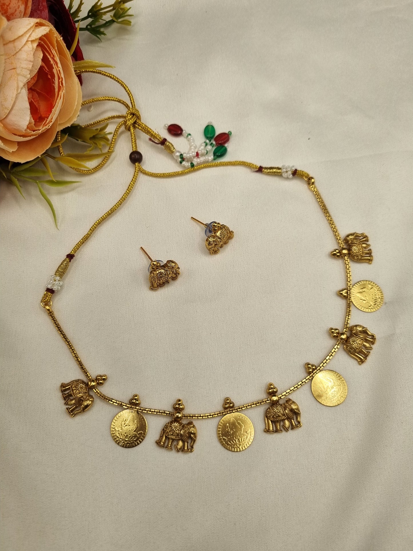SUTHON STYLE ELEPHANT & COIN CHARM NECKLACE SET