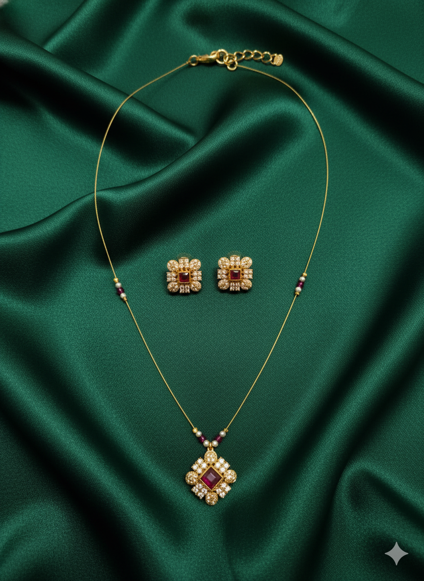 Gold-Plated Traditional Invisibale Square Pendant Necklace Set