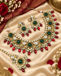 Traditional Gold-Tone Kundan Choker Set with Pearl Accents