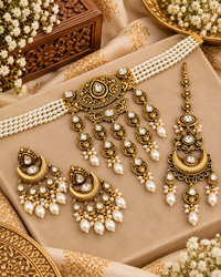 Antique Choker Set with Earrings & Maang Tikka