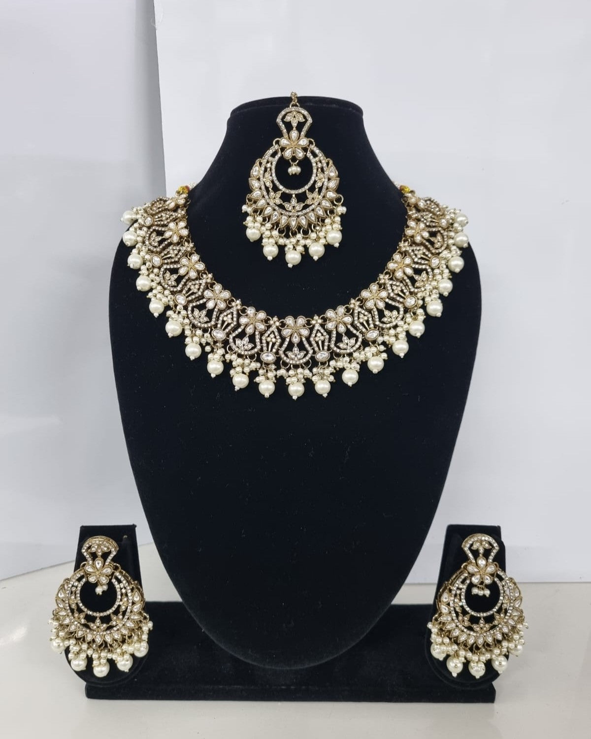 Bloom Multicolored Floral Kundan Necklace Set