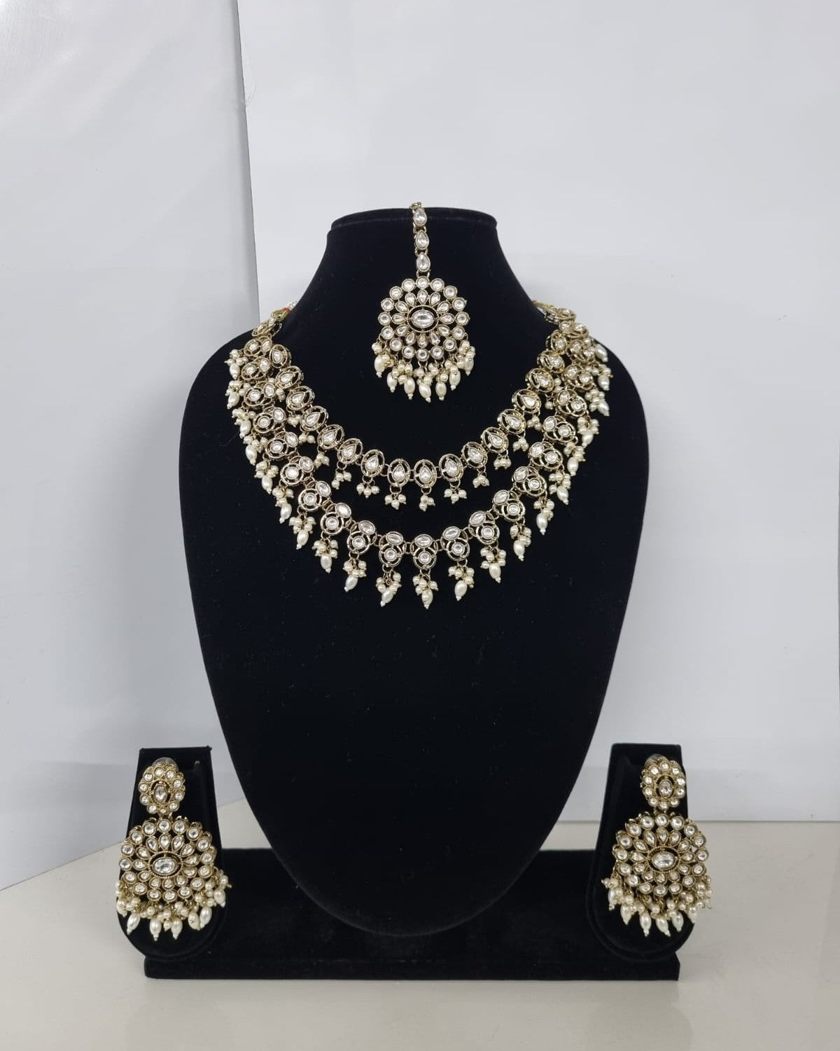 Royal Blue Layered Necklace Set Round Earrings & Maang Tikka