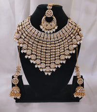Gold Plated Jewellery Set For Woman